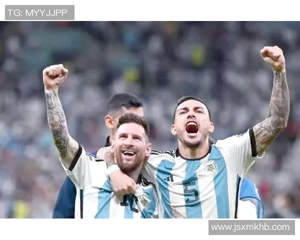 梅西与足球明星亲密互动视频展现球场背后的友谊与激情