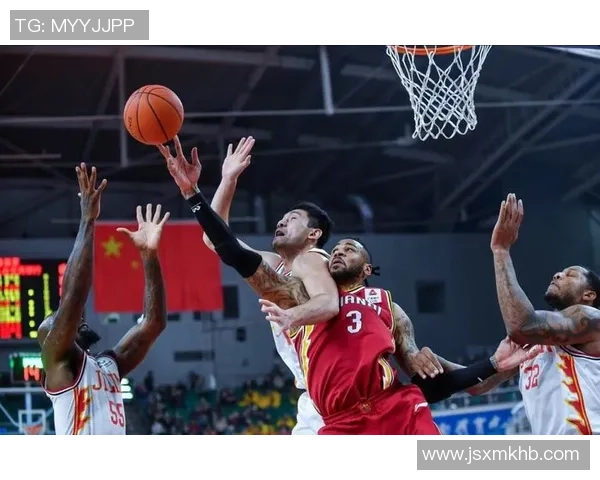 杭州羽毛球队以97分稳居锦标赛积分榜首位展现强劲实力 杭州羽毛球队以97分稳居锦标赛积分榜首位展现强劲实力