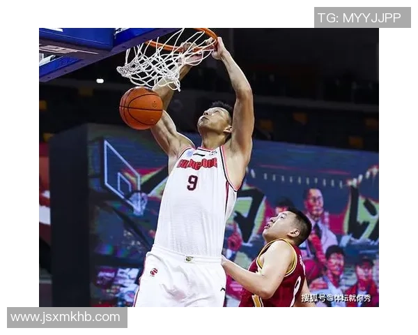 深圳排球队以56分领跑世锦赛积分榜展现强劲实力与竞争优势 深圳排球队以56分领跑世锦赛积分榜展现强劲实力与竞争优势