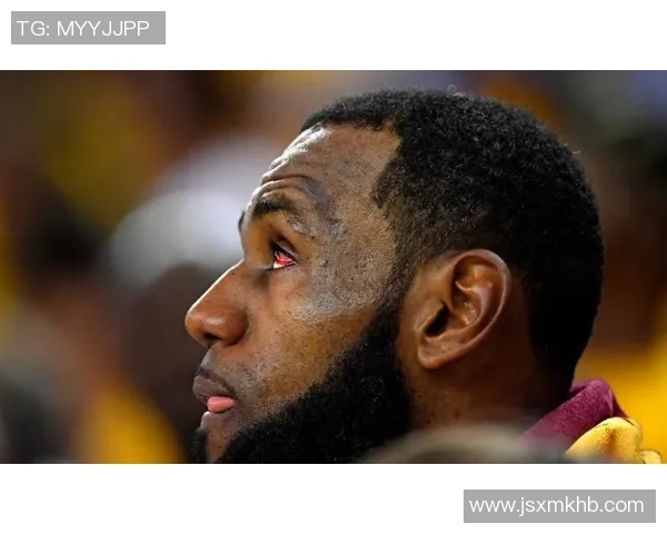 足球明星心碎瞬间回顾那些让人泪目的伤感时刻视频合集